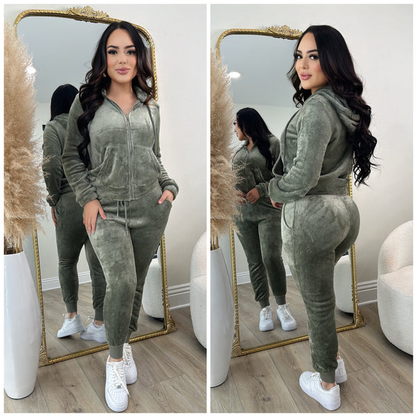 Cozy 2pc Set (Olive Green)