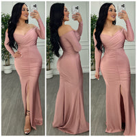 Queen Vibes Gown (Mauve)