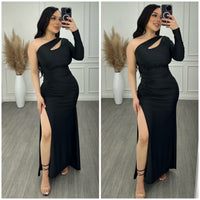Grand Entrance Gown (Black)