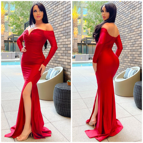Pure Elegance Gown (Red)