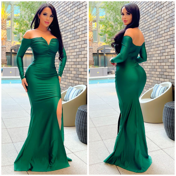 Pure Elegance Gown (Hunter Green)